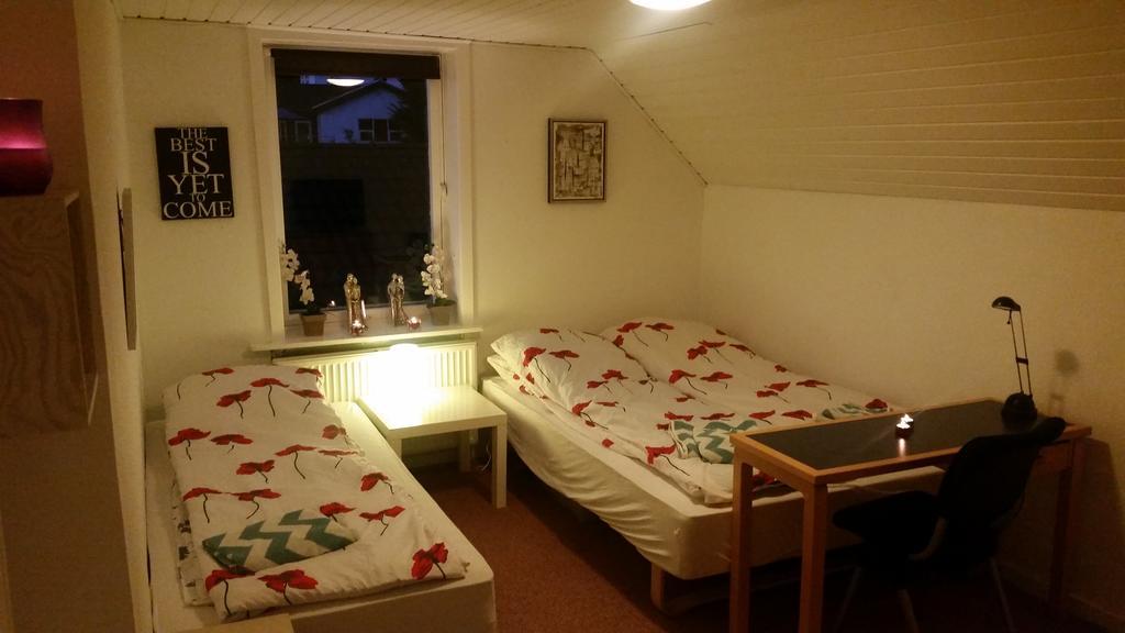 Rundvejen Guest House Aalborg Bagian luar foto