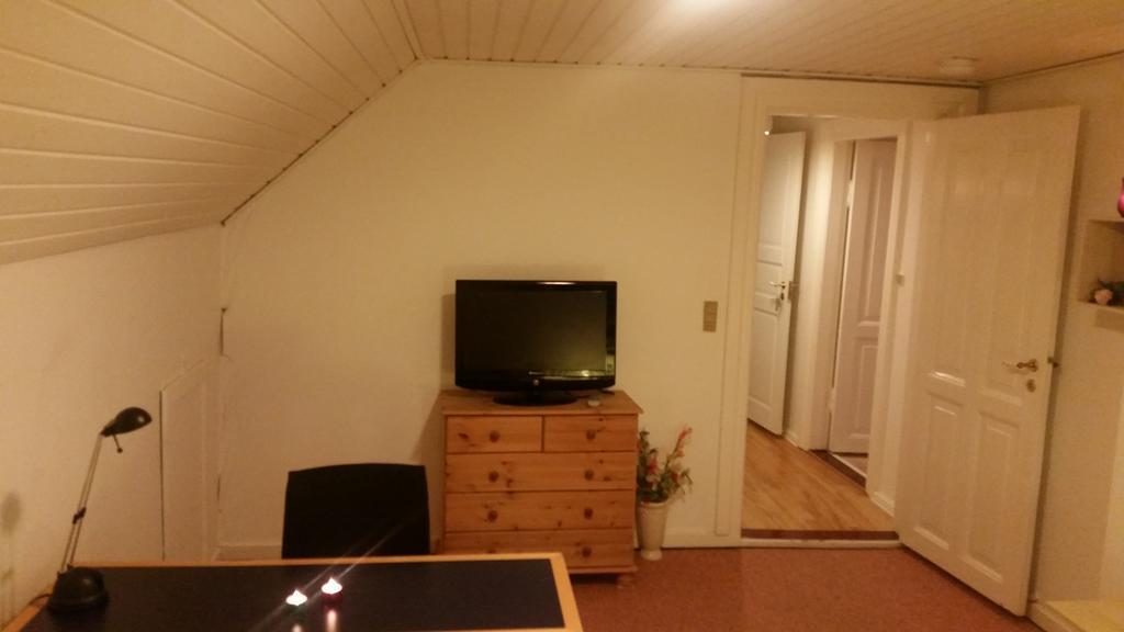 Rundvejen Guest House Aalborg Bagian luar foto